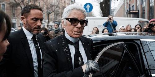 男模吃瓜群文案图片,揭秘时尚圈幕后趣闻