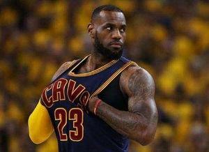 詹姆斯在家吃瓜视频高清,高清视频曝光瓜王日常